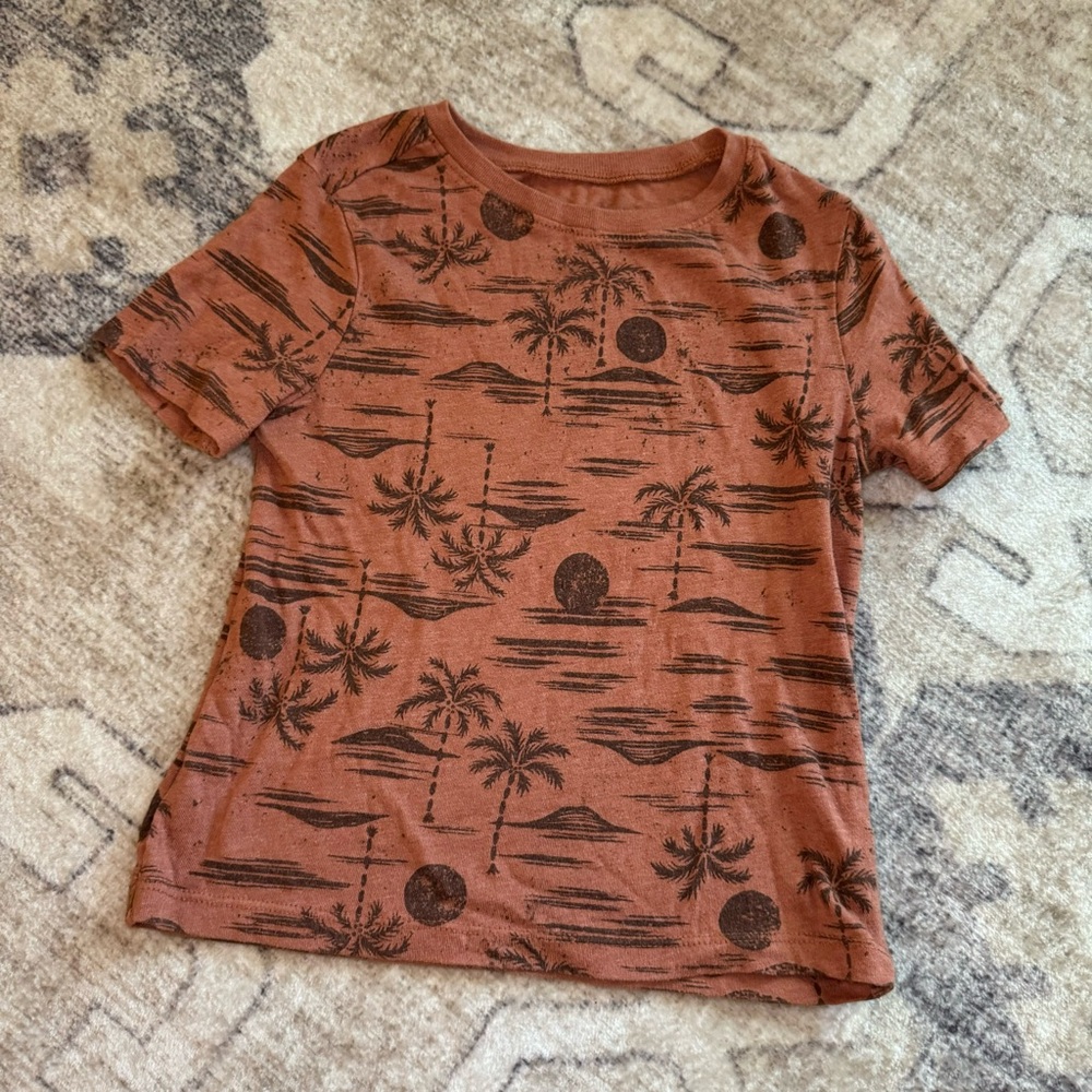 Old navy orange palm tree tshirt